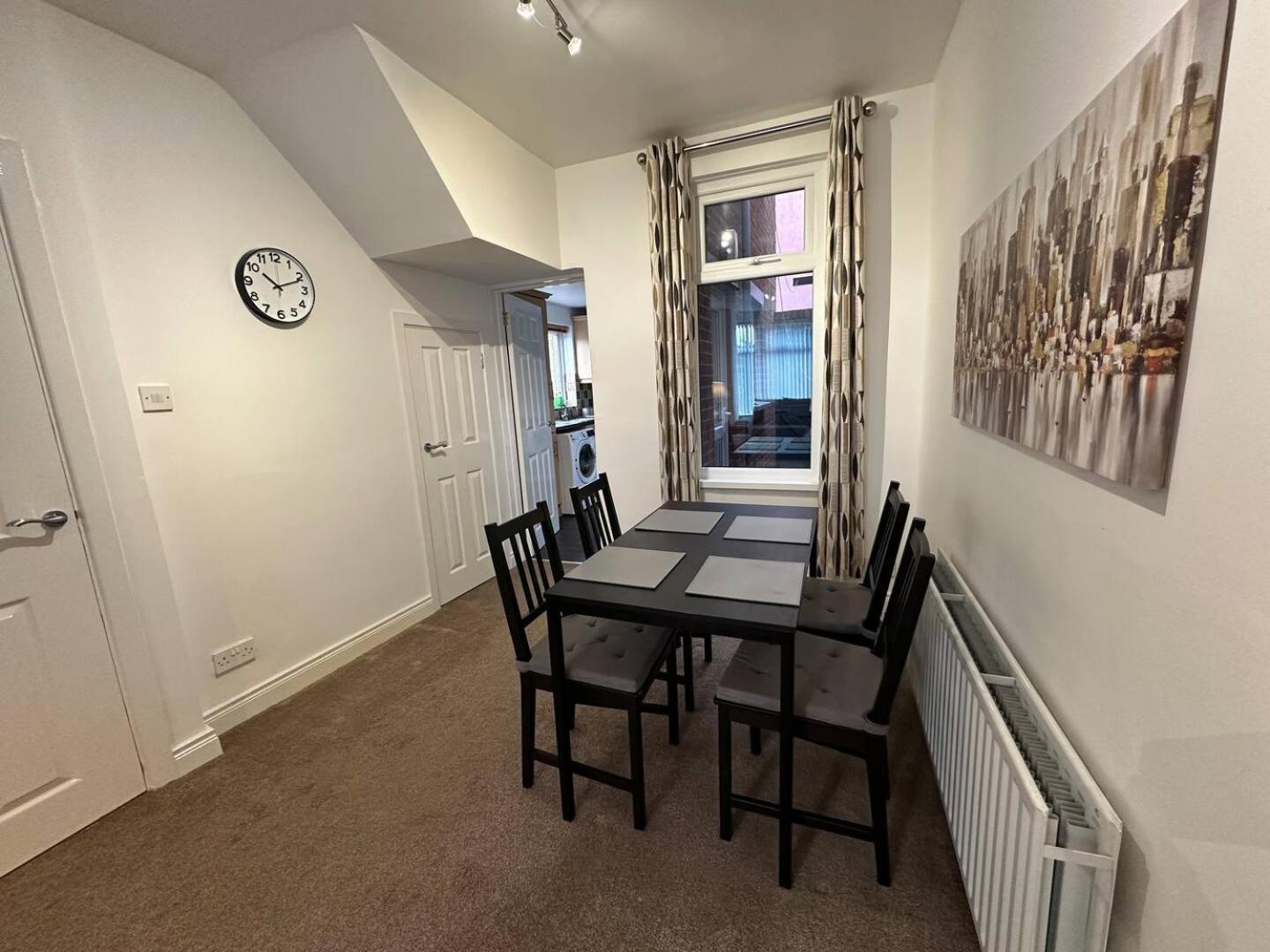 Вилла 2Br Stylish Ormeau Road House Белфаст Экстерьер фото